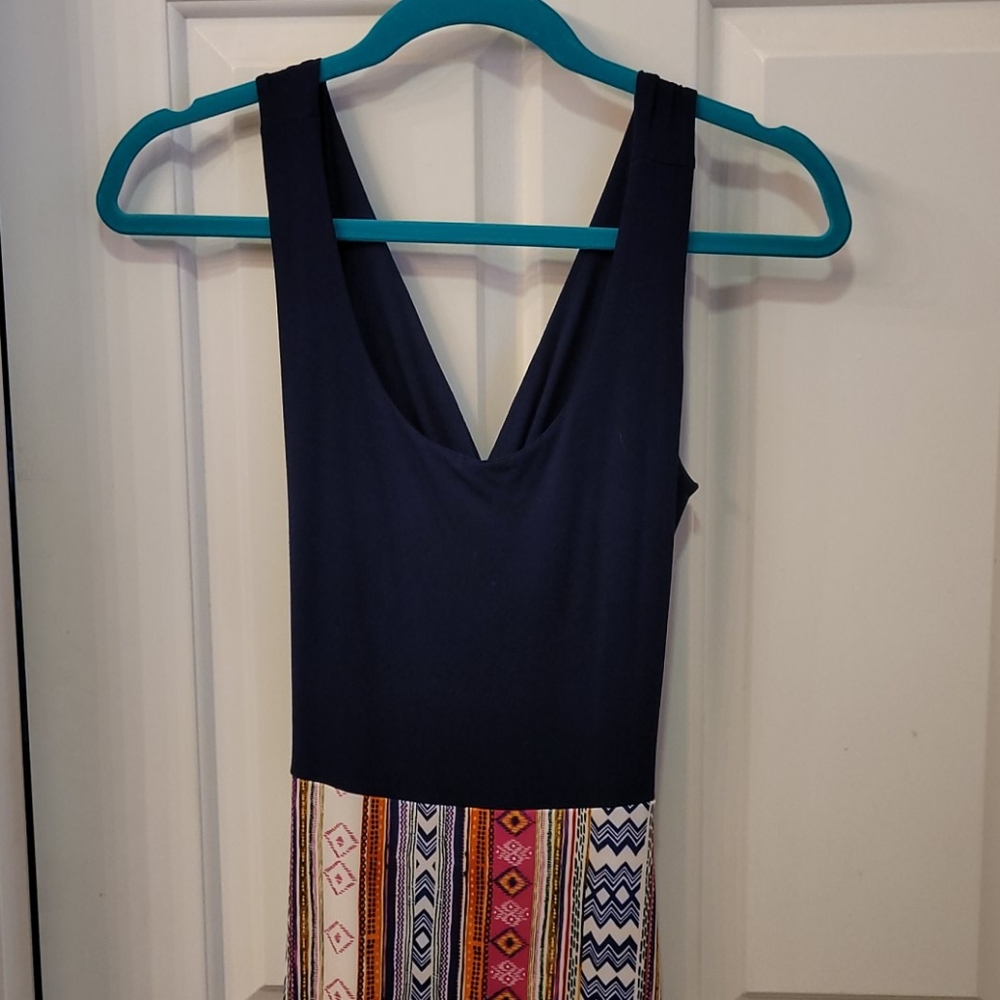 Gilli Maxi Dress w/criss cross back